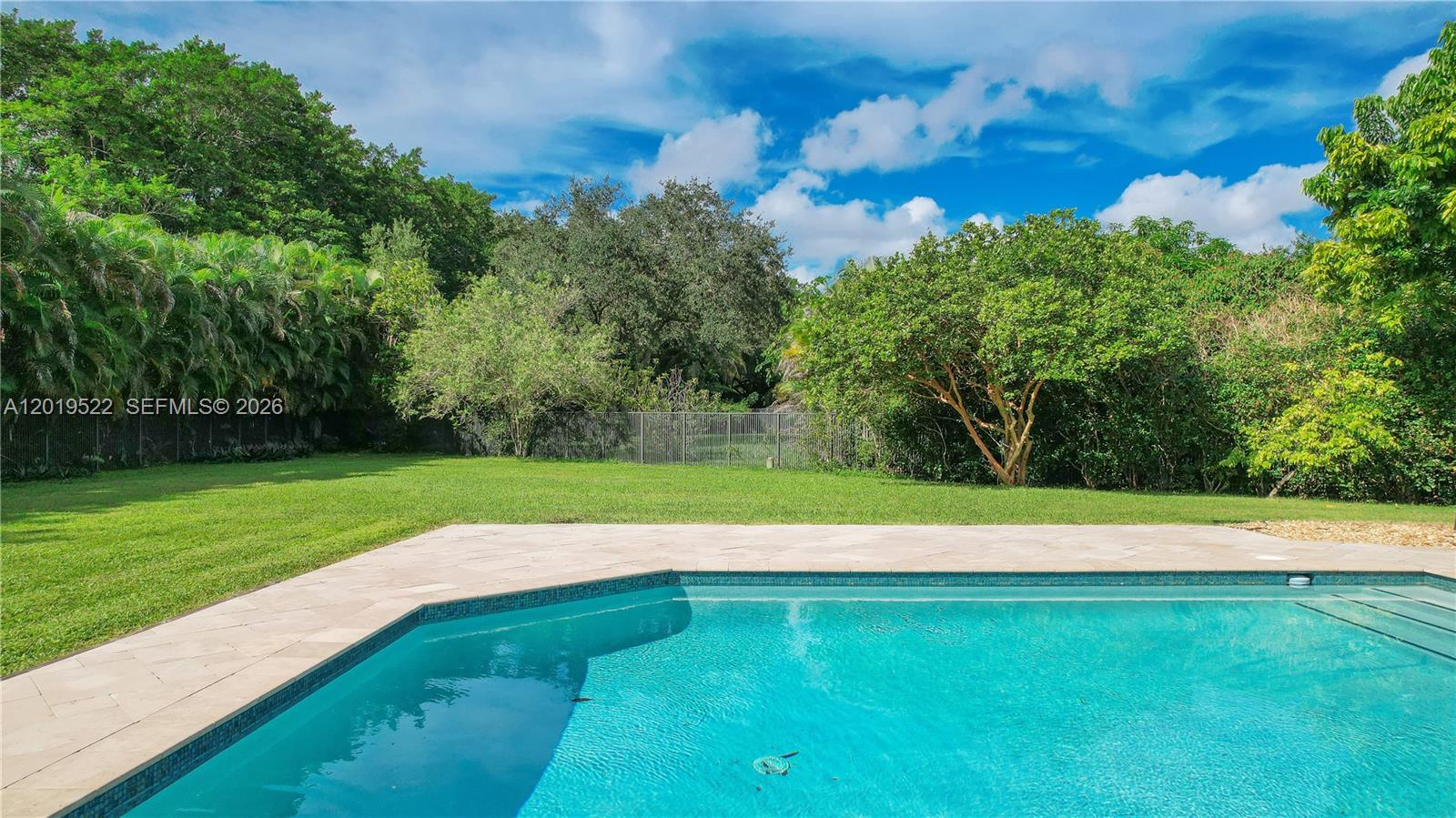1256 S Manor Dr S, Weston FL 33326