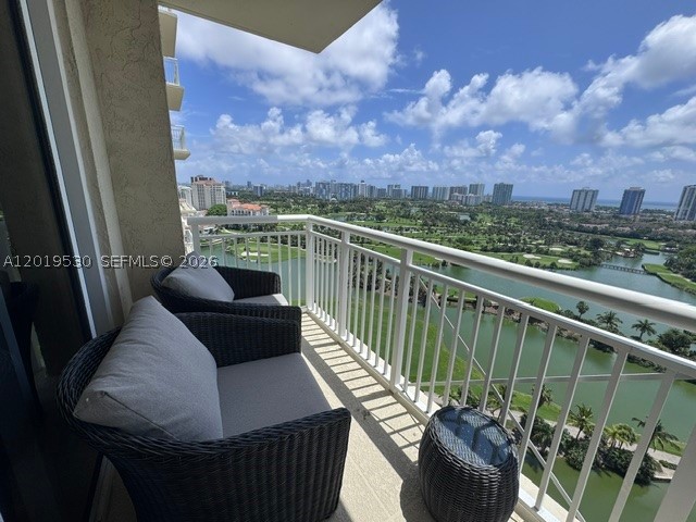 19501 W Country Club Dr #2115, Aventura FL 33180
