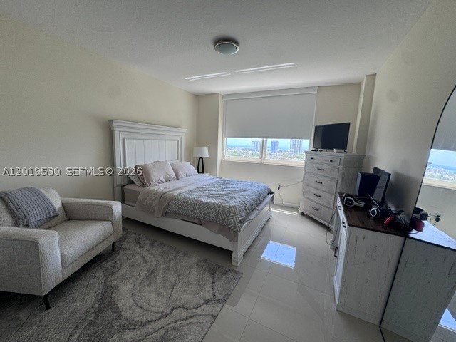 19501 W Country Club Dr #2115, Aventura FL 33180