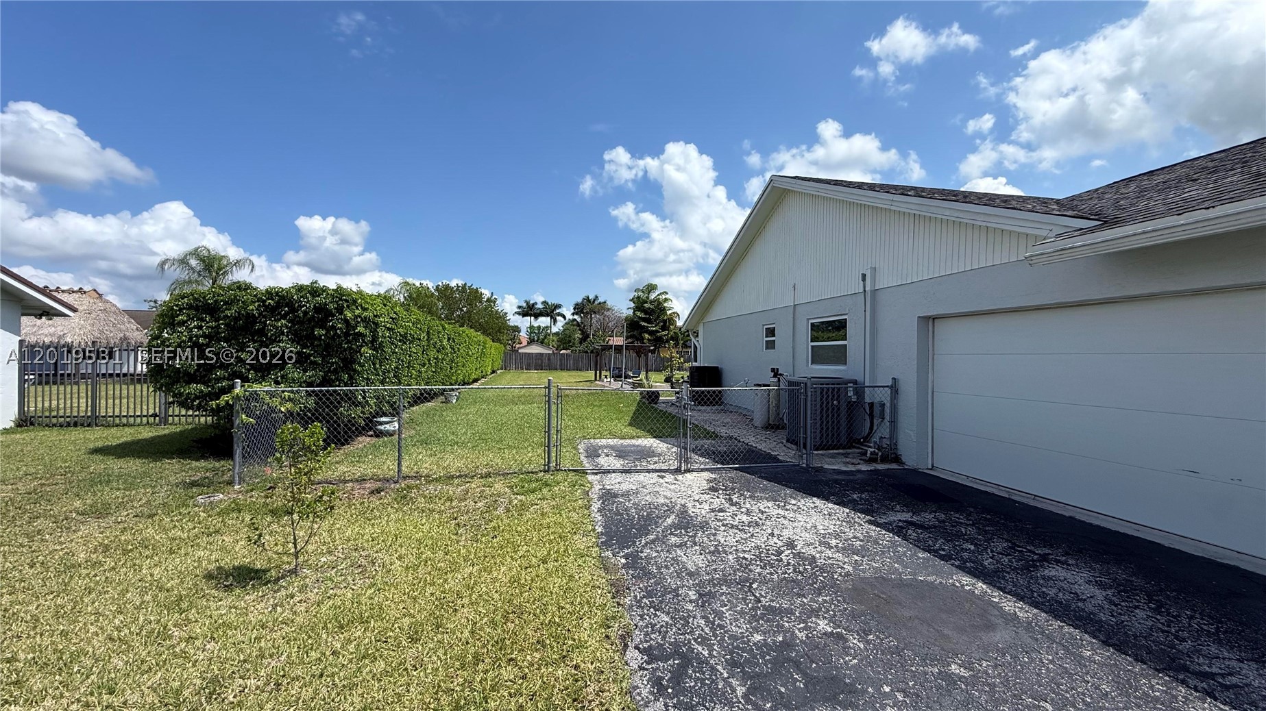 1501 NW 20th St, Homestead FL 33030