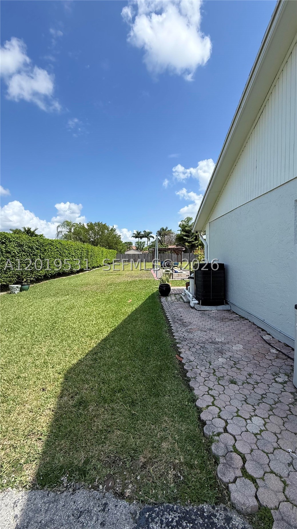 1501 NW 20th St, Homestead FL 33030