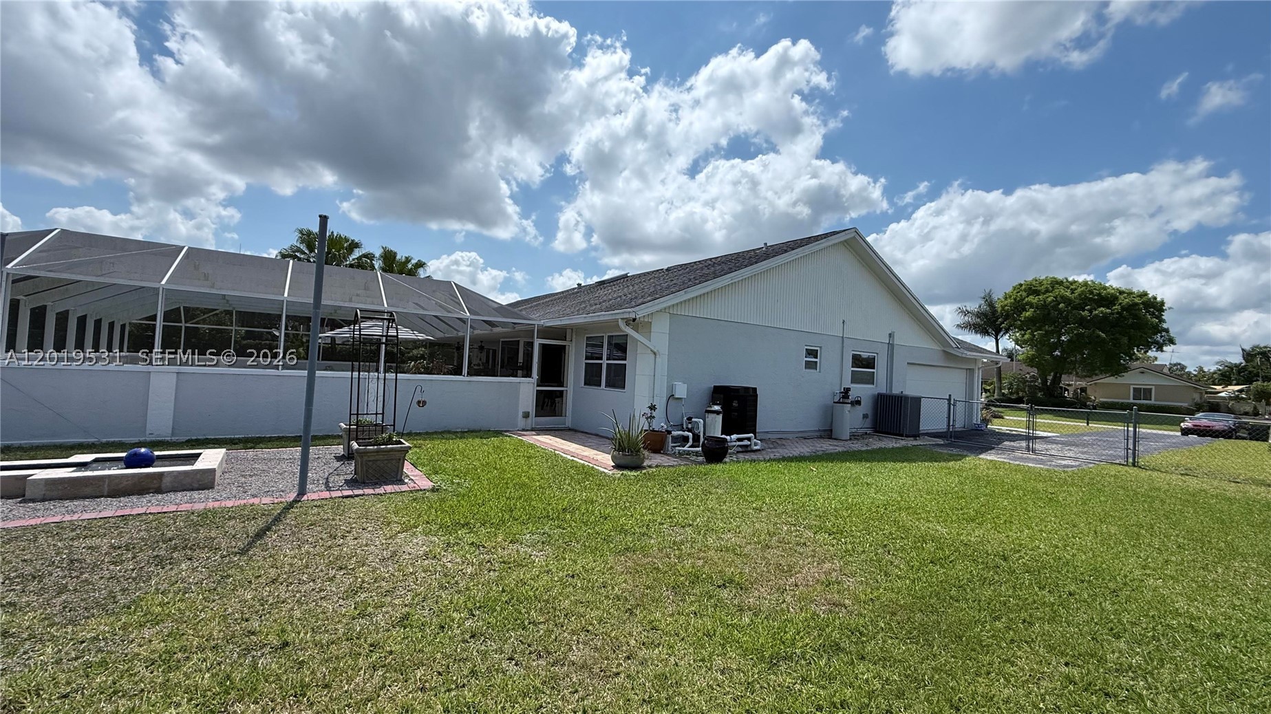 1501 NW 20th St, Homestead FL 33030
