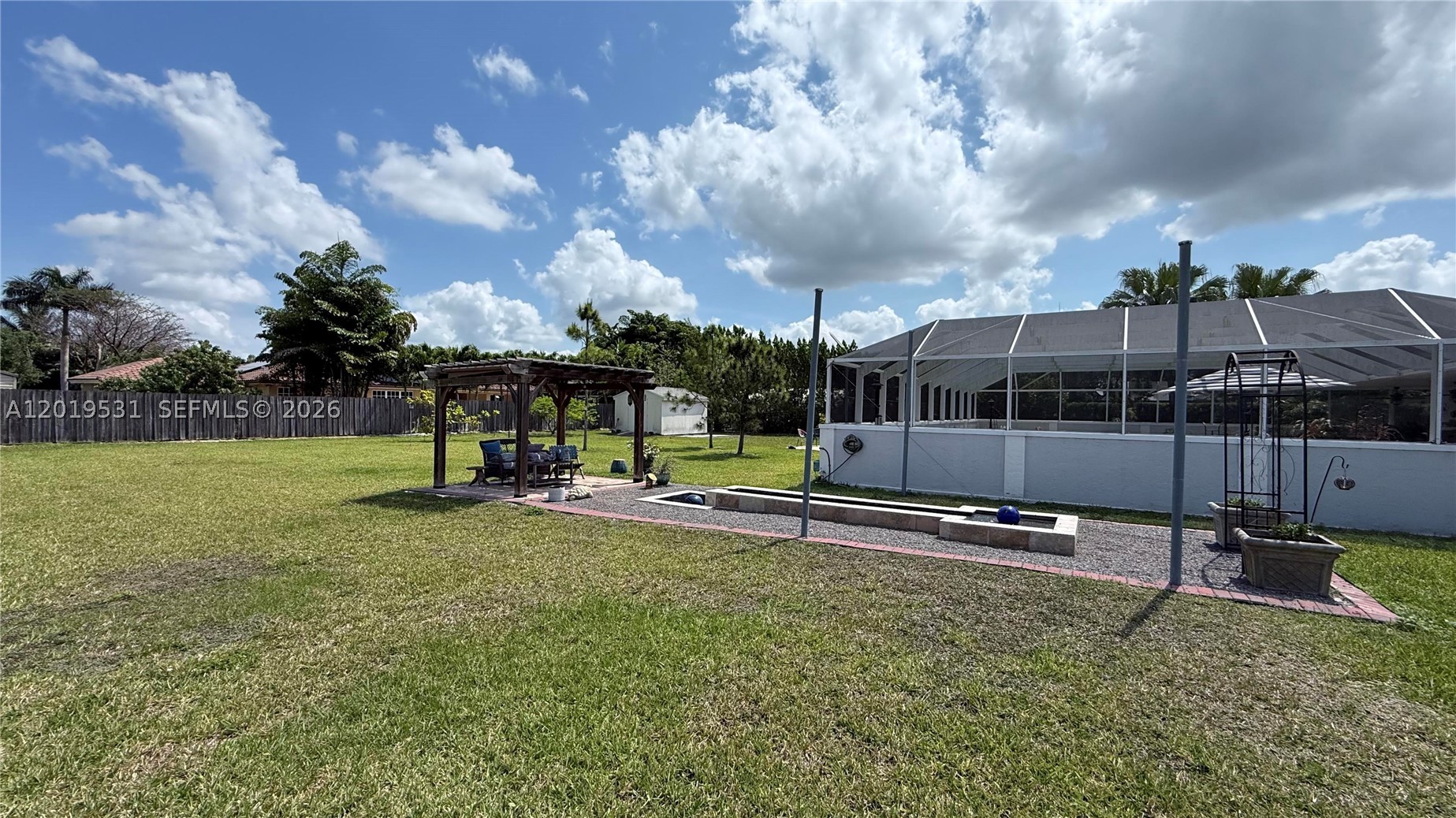 1501 NW 20th St, Homestead FL 33030