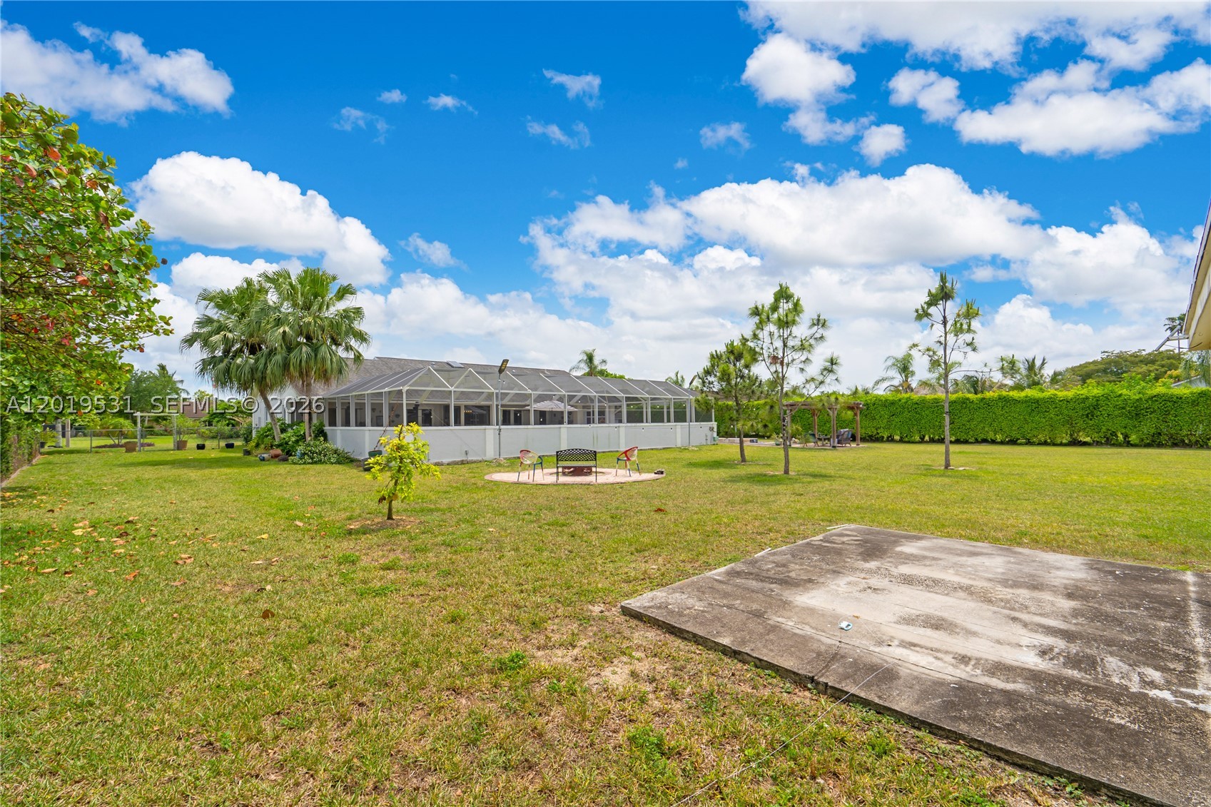1501 NW 20th St, Homestead FL 33030