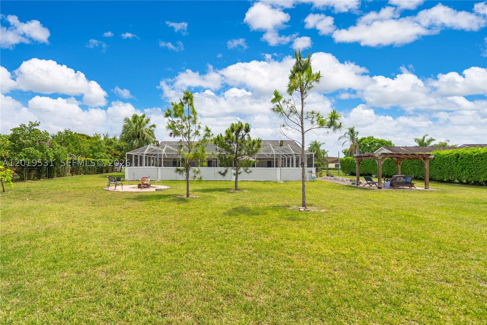1501 NW 20th St, Homestead FL 33030