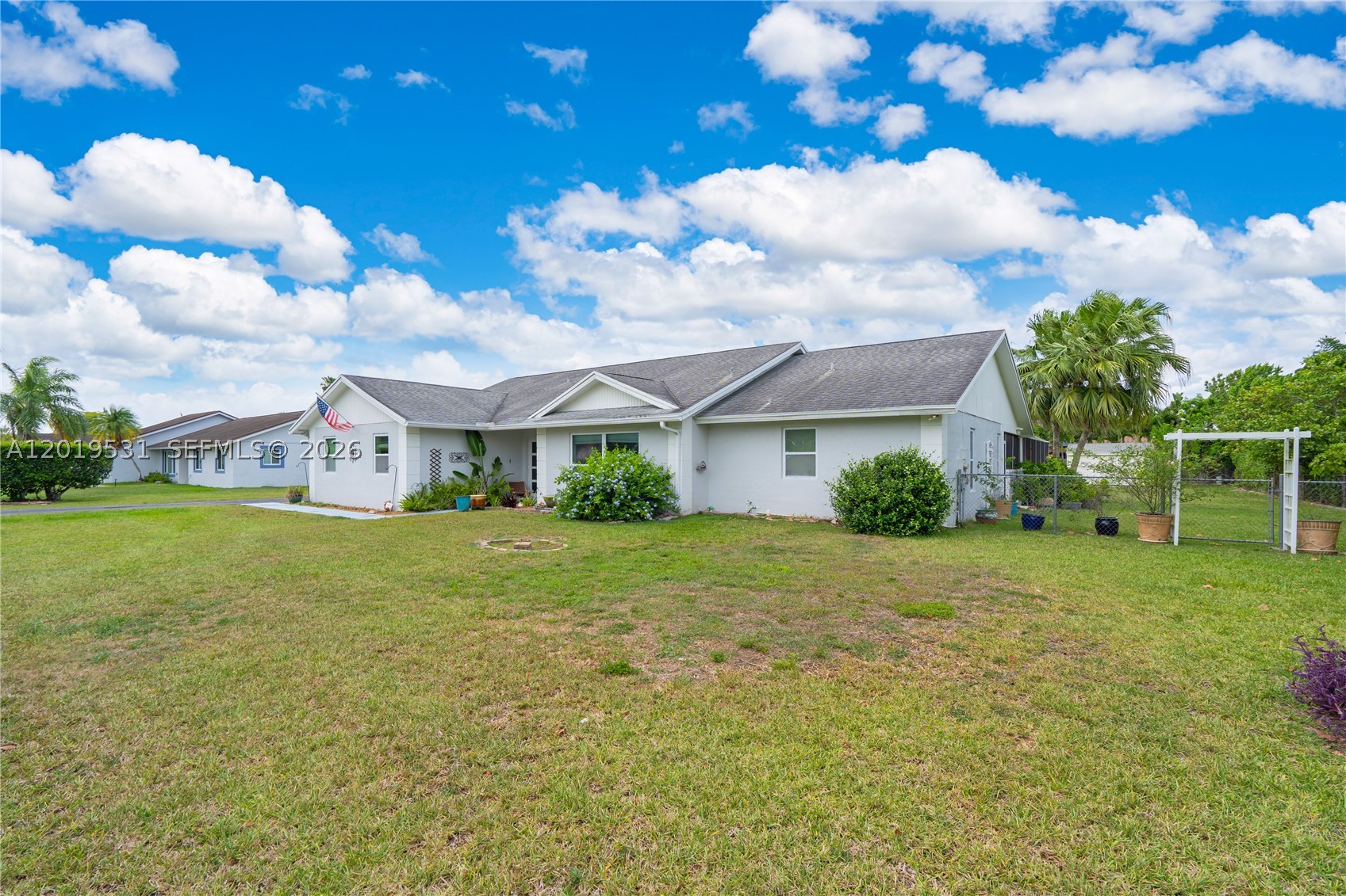 1501 NW 20th St, Homestead FL 33030
