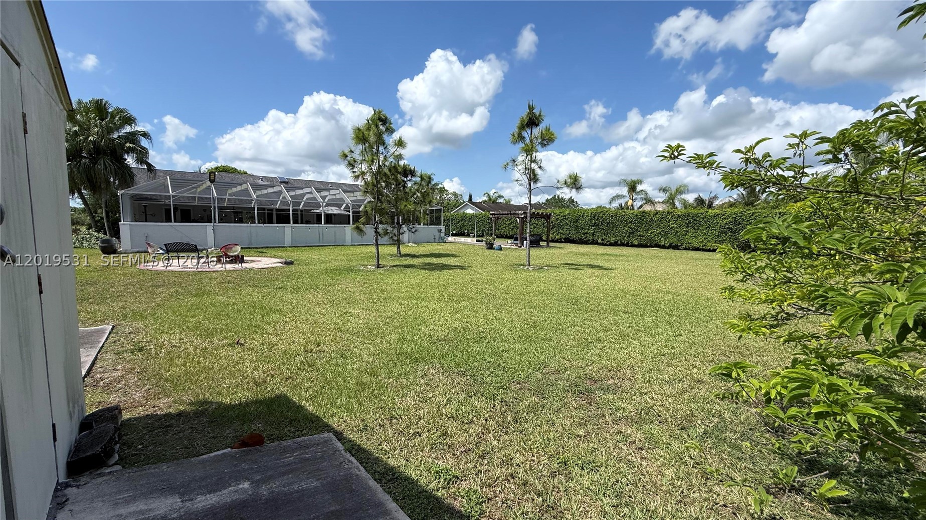 1501 NW 20th St, Homestead FL 33030