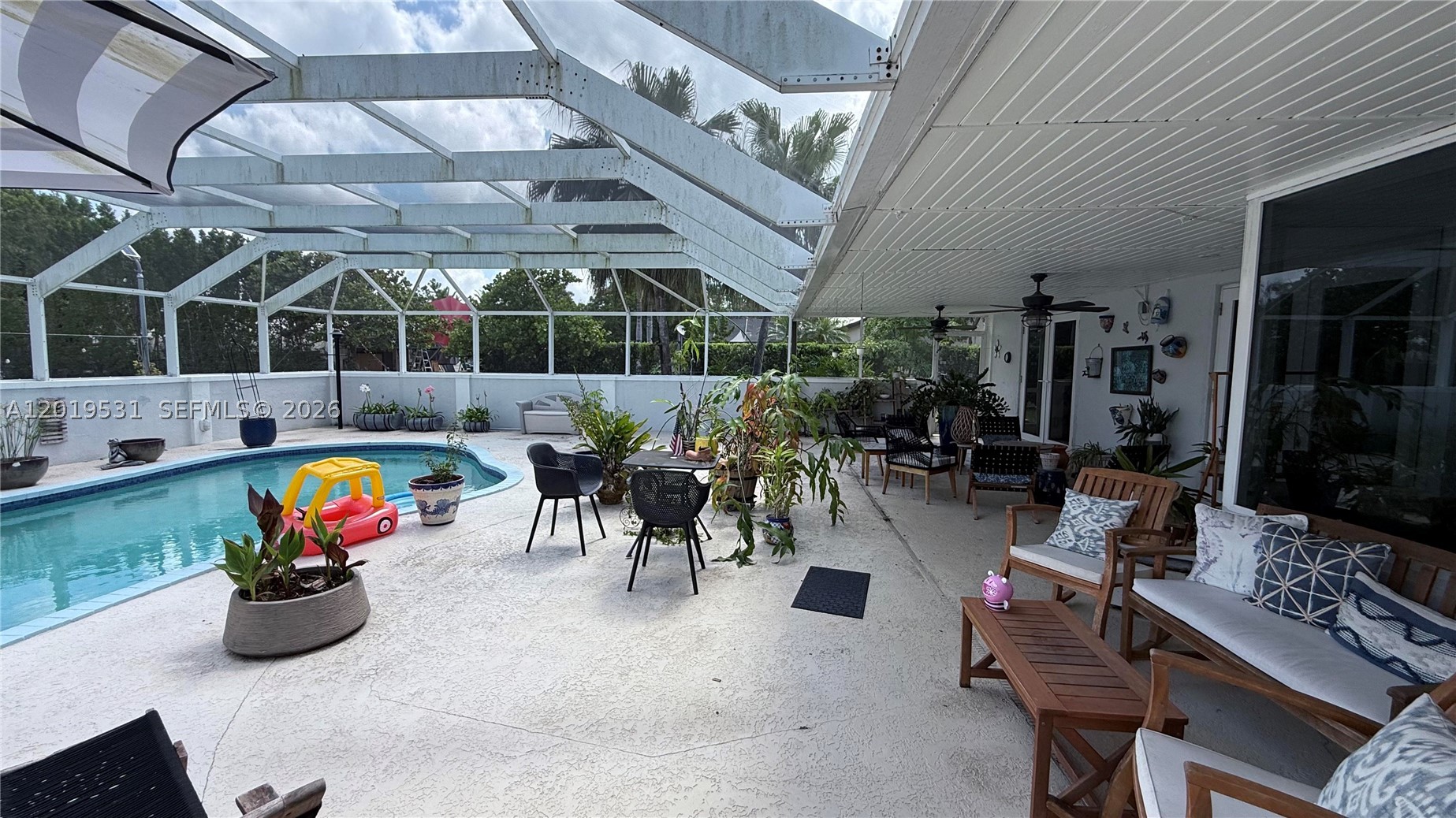 1501 NW 20th St, Homestead FL 33030