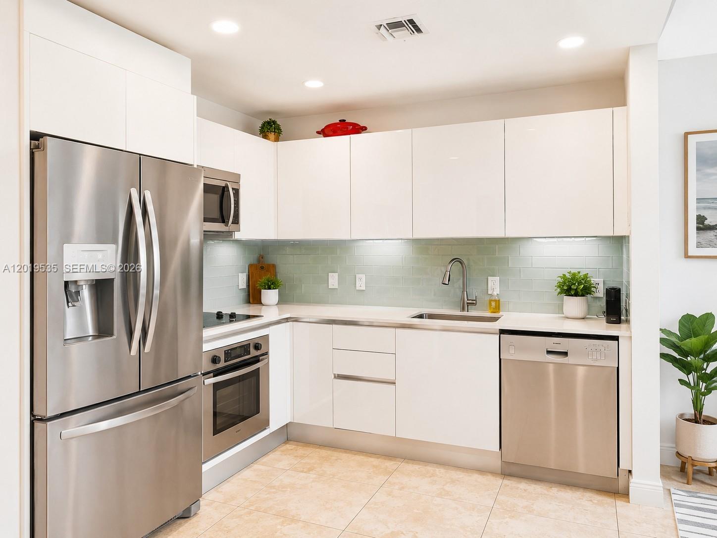 1050 Brickell Ave #410, Miami FL 33131