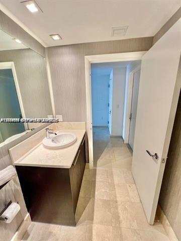 17121 Collins Ave #1003, Sunny Isles Beach FL 33160