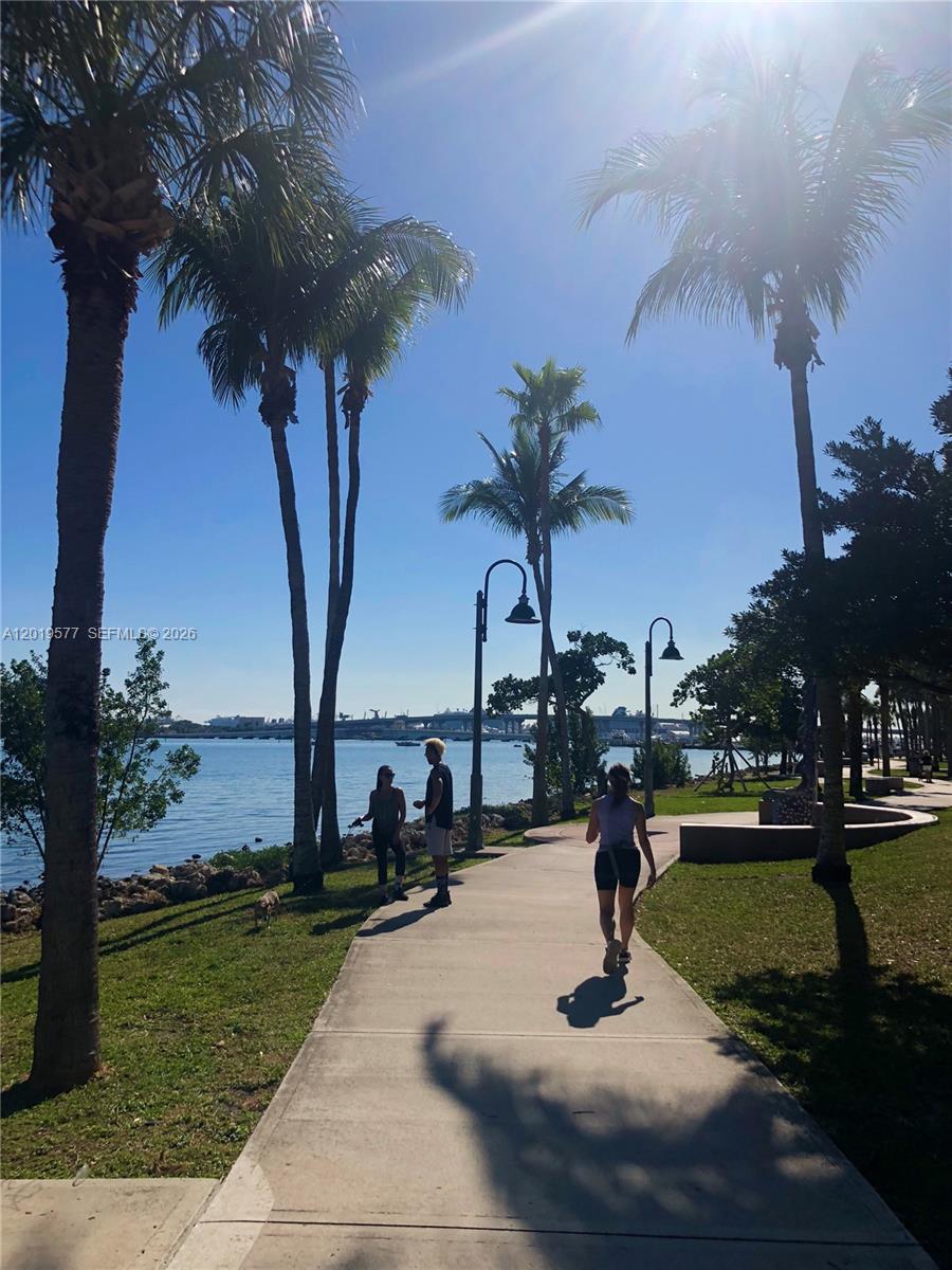 1900 N Bayshore Dr #4403, Miami FL 33132