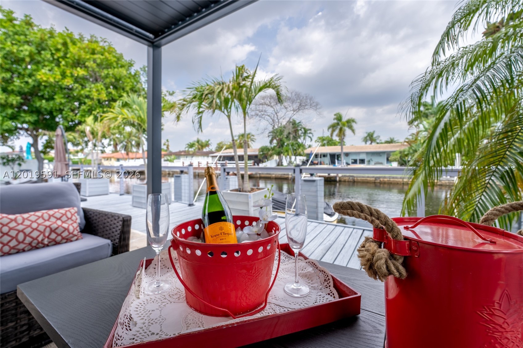 1465 NE 53rd St, Fort Lauderdale FL 33334