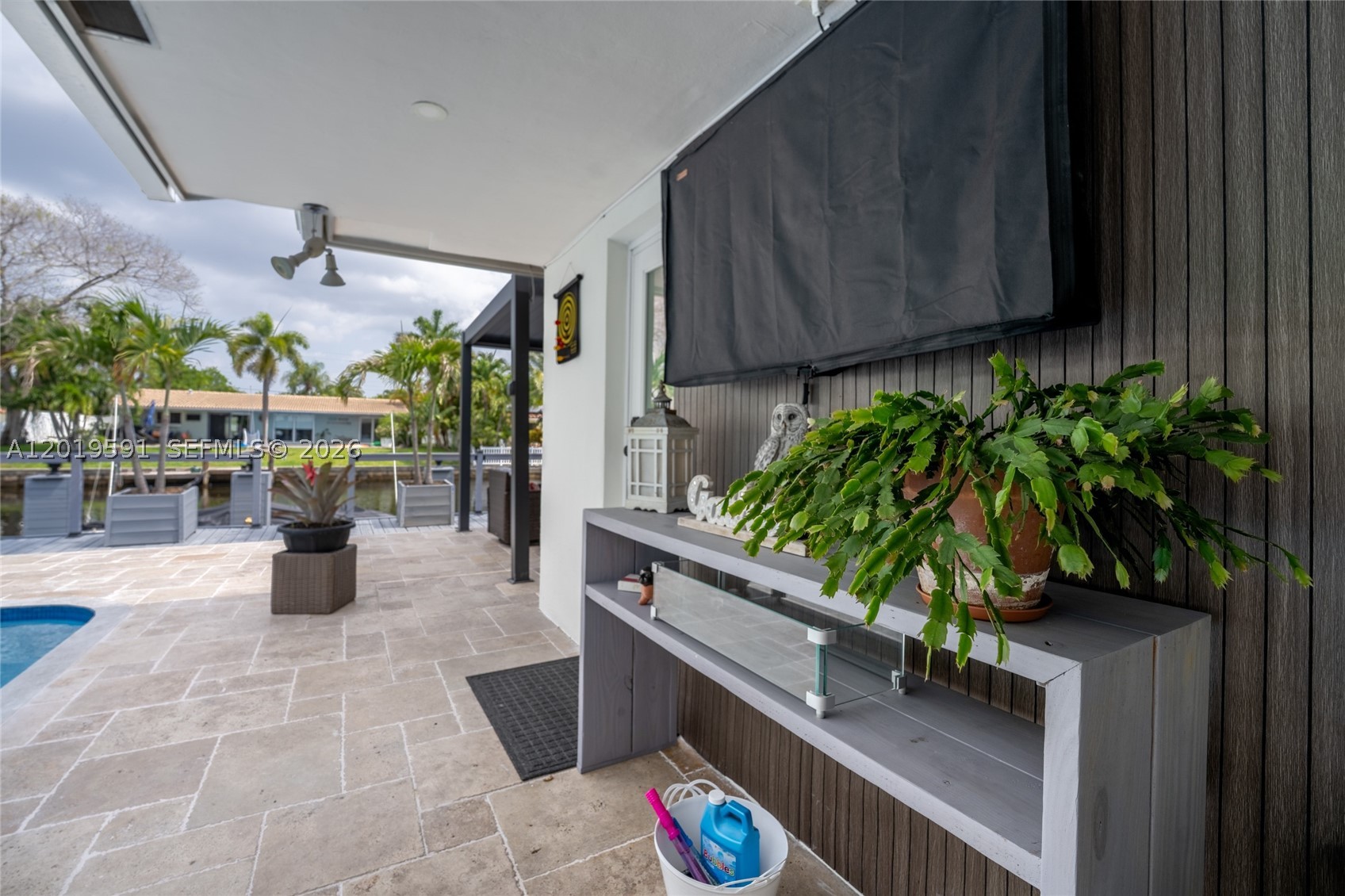 1465 NE 53rd St, Fort Lauderdale FL 33334