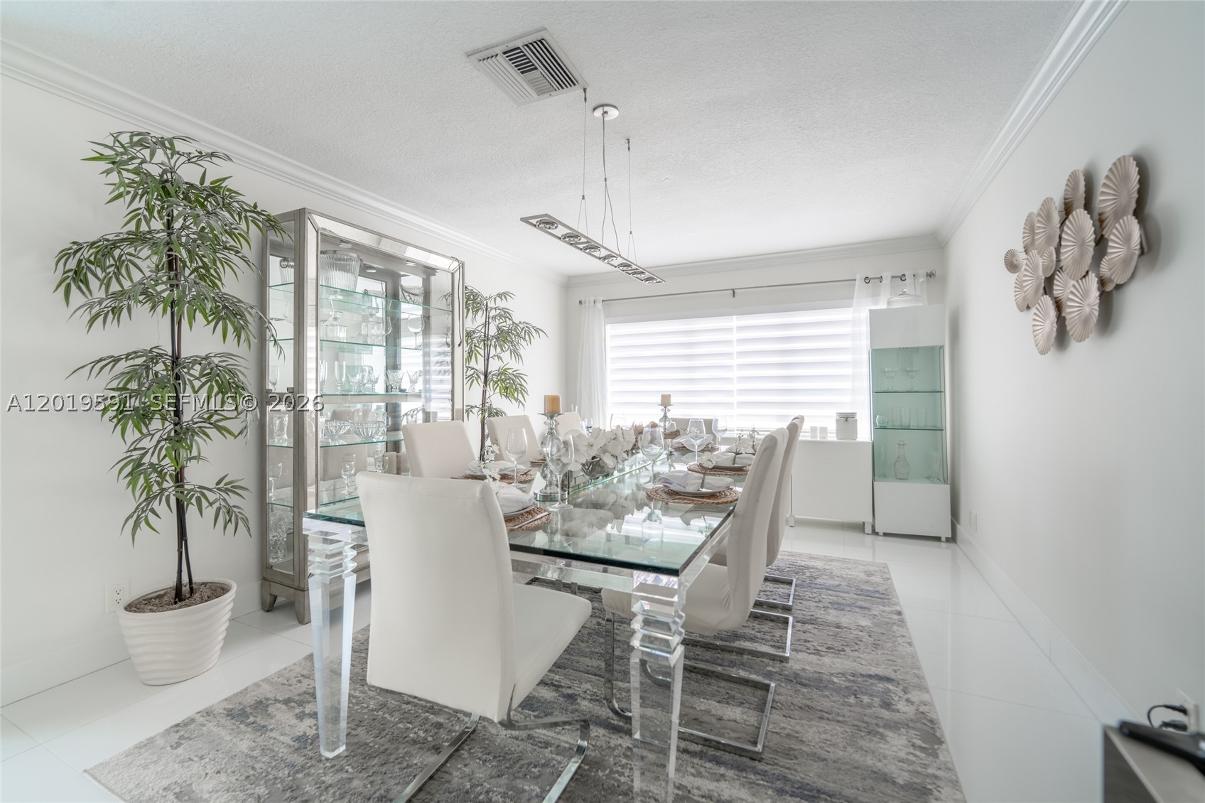 1465 NE 53rd St, Fort Lauderdale FL 33334