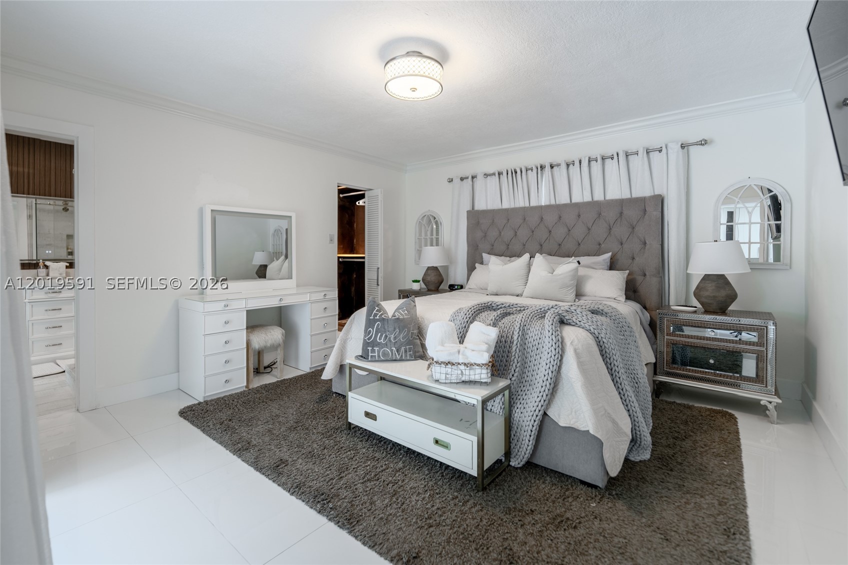 1465 NE 53rd St, Fort Lauderdale FL 33334