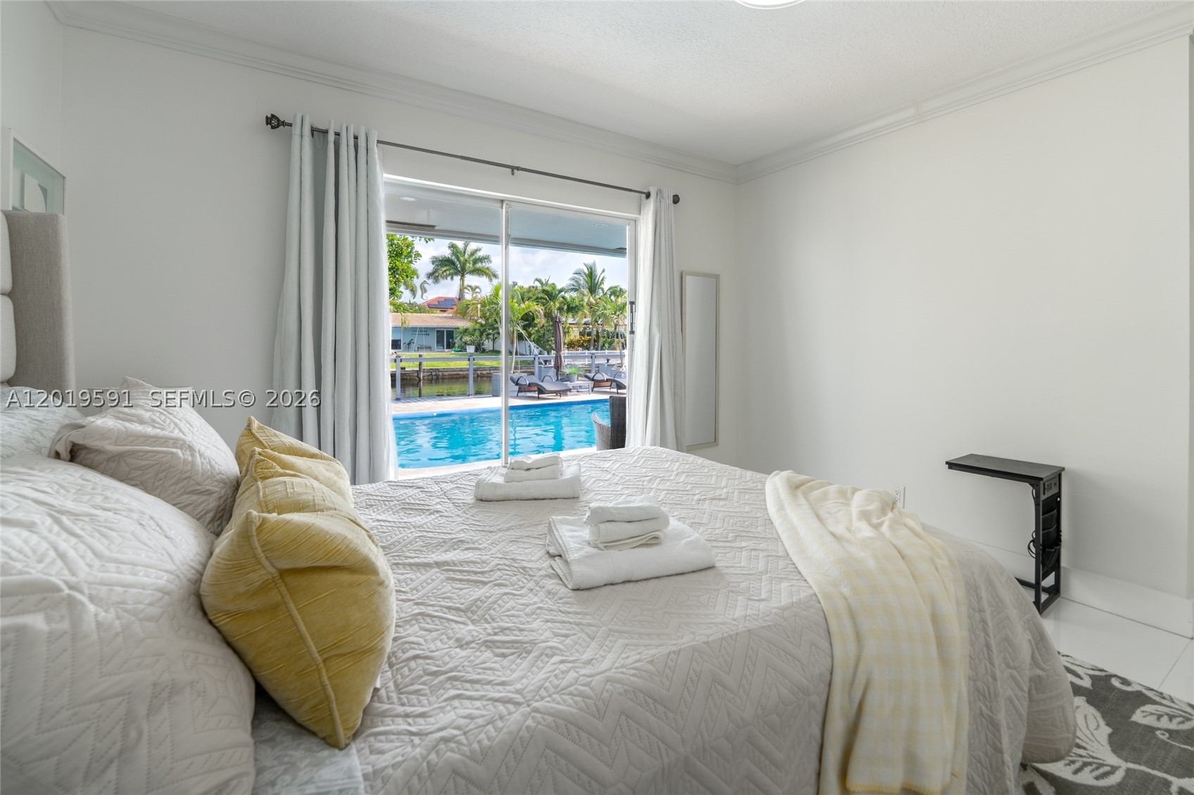 1465 NE 53rd St, Fort Lauderdale FL 33334