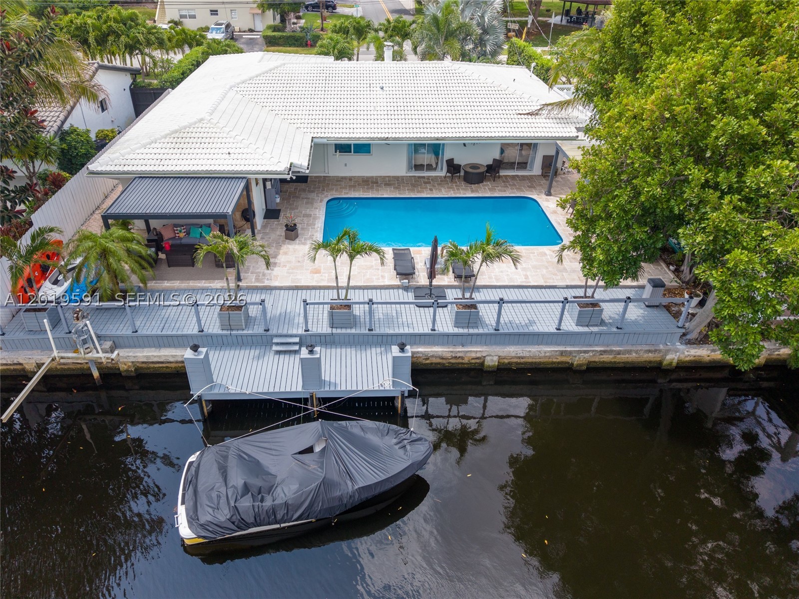 1465 NE 53rd St, Fort Lauderdale FL 33334
