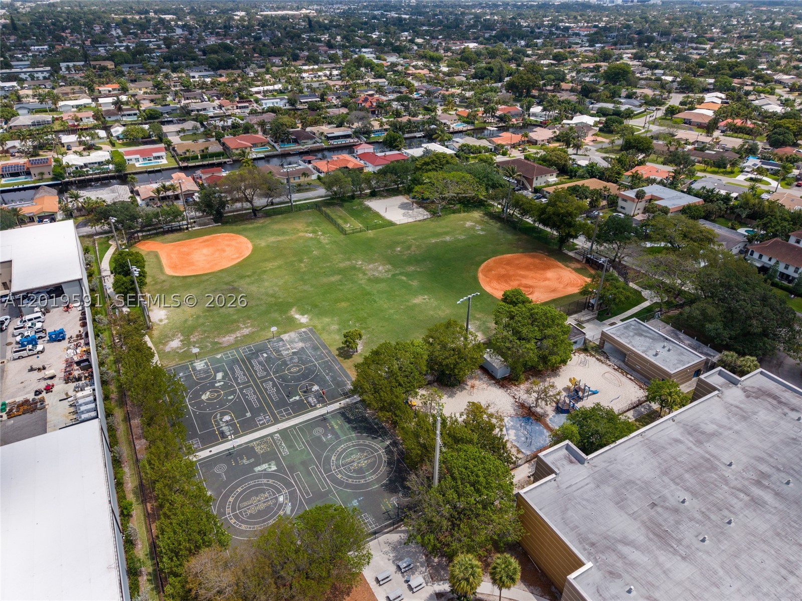 1465 NE 53rd St, Fort Lauderdale FL 33334