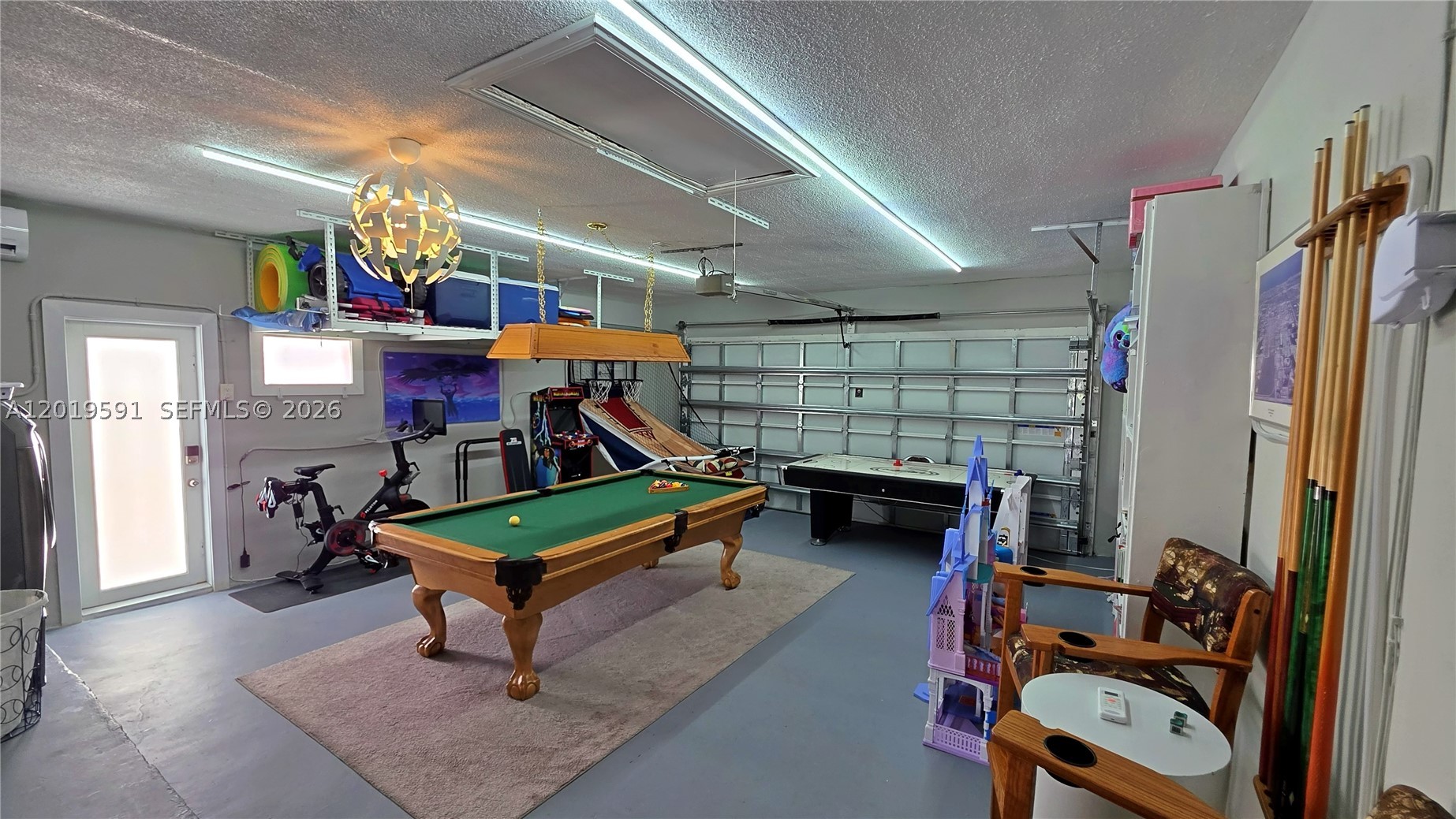1465 NE 53rd St, Fort Lauderdale FL 33334
