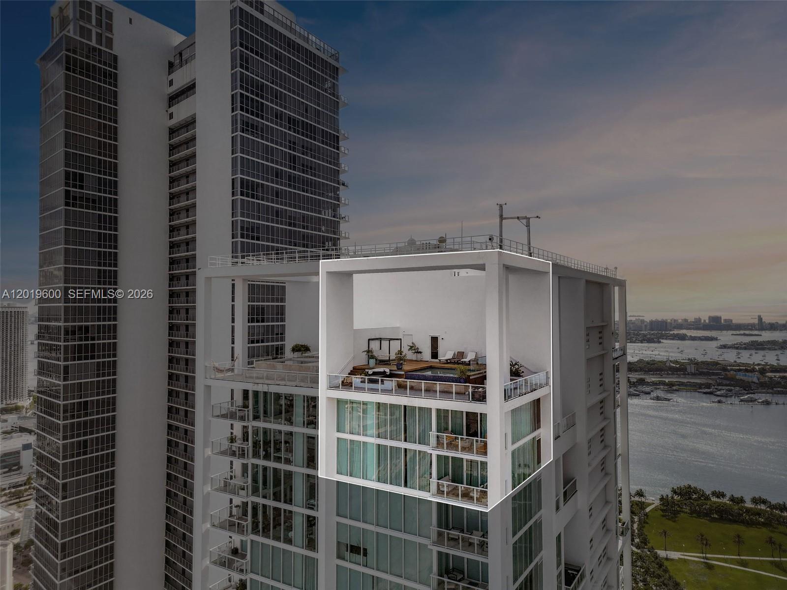 1040 Biscayne Blvd #4607, Miami FL 33132