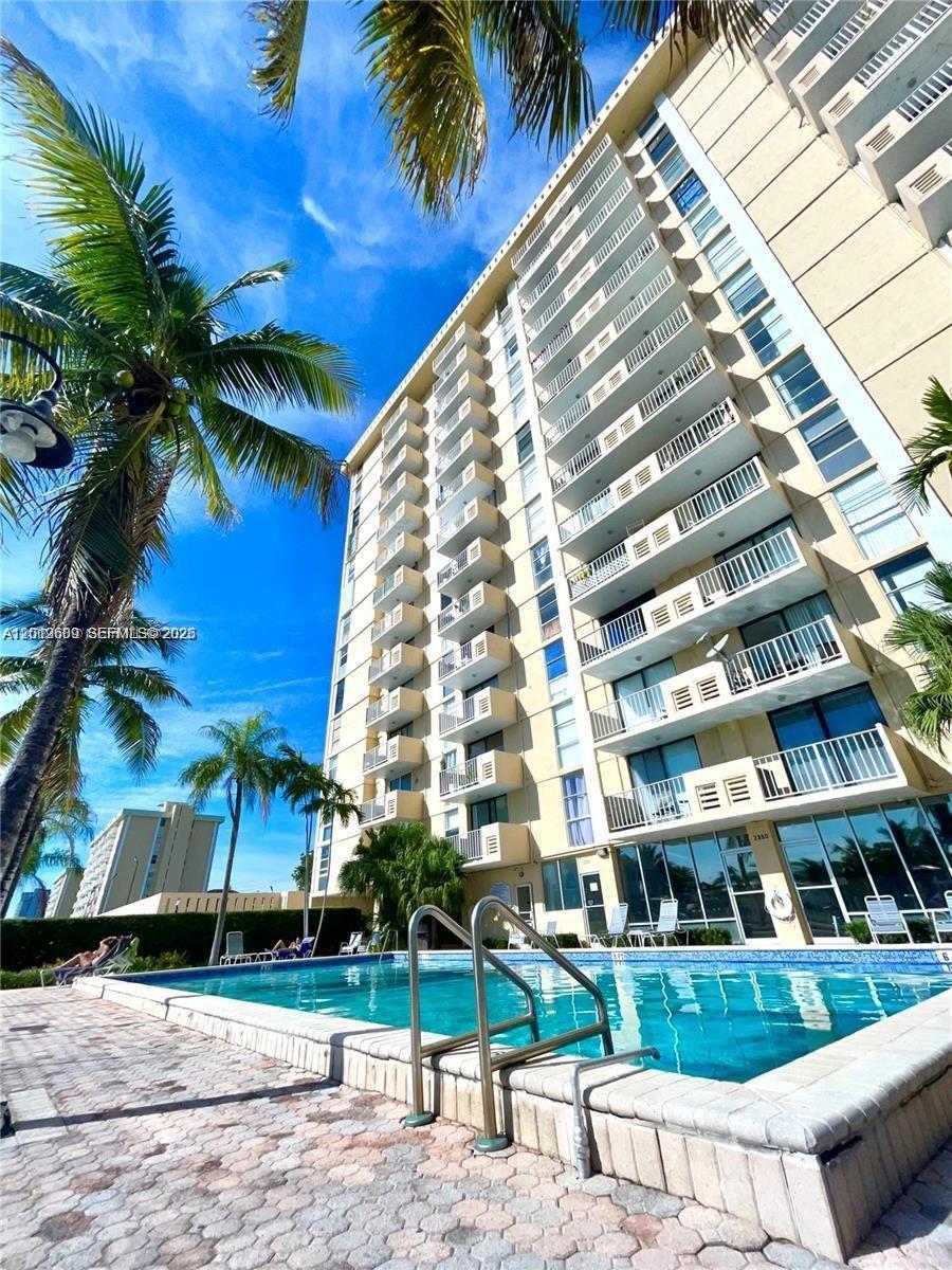 2350 NE 135th St #1110, North Miami FL 33181