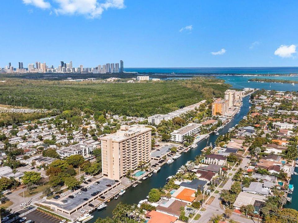 2350 NE 135th St #1110, North Miami FL 33181