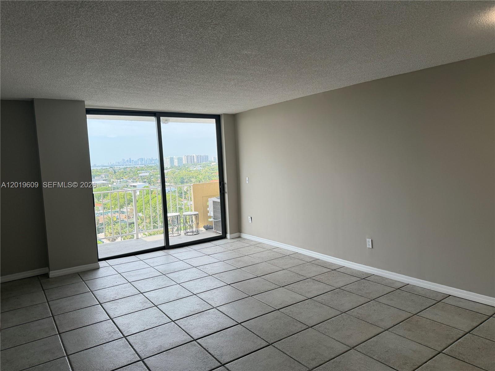 2350 NE 135th St #1110, North Miami FL 33181