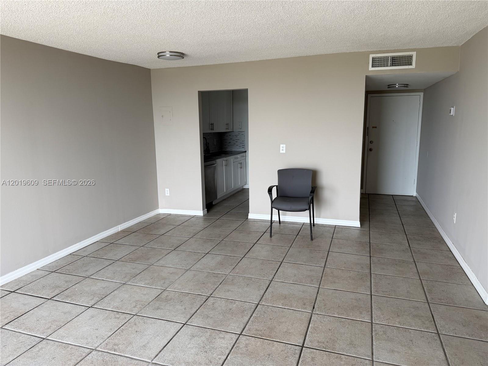 2350 NE 135th St #1110, North Miami FL 33181