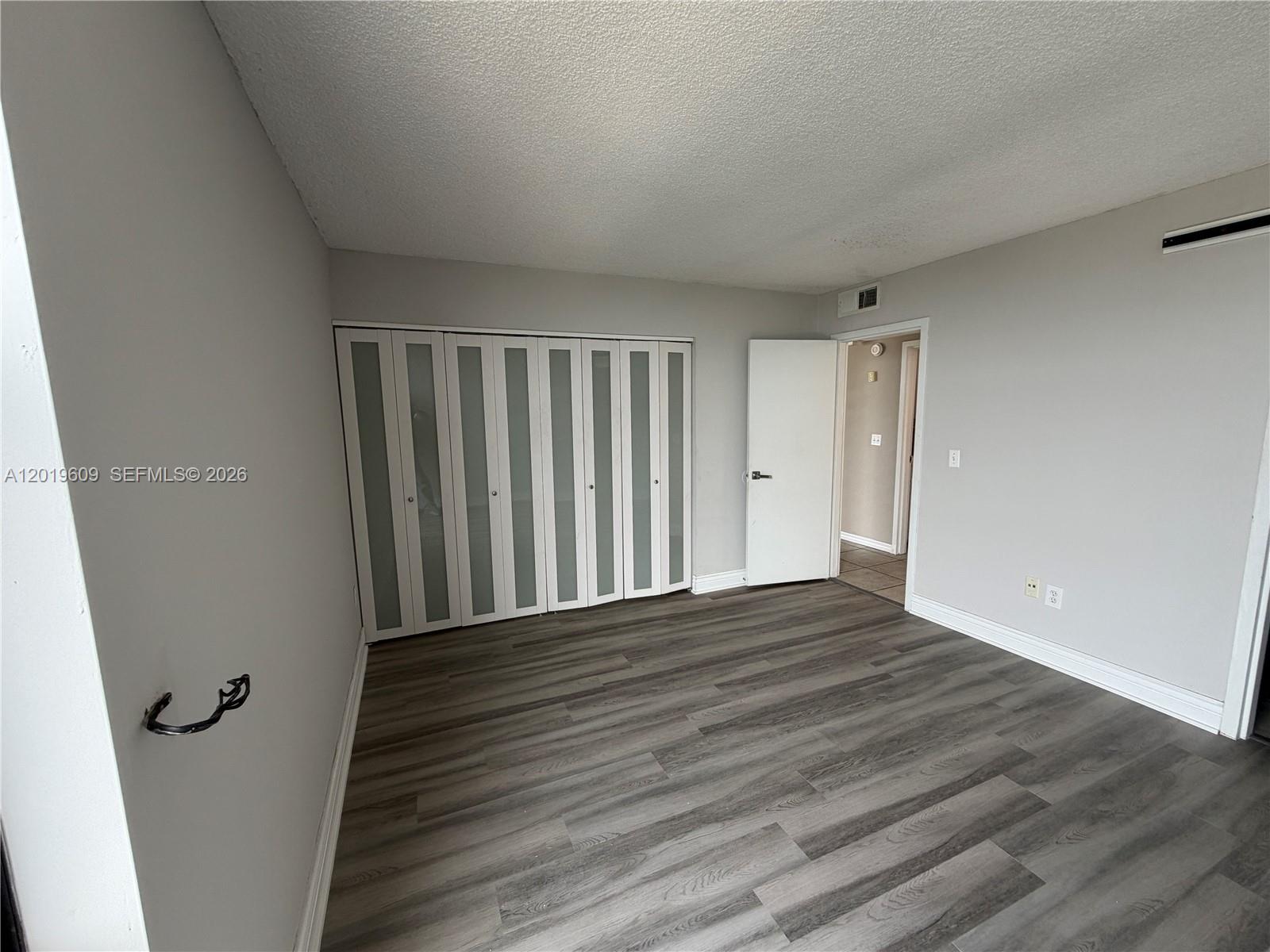 2350 NE 135th St #1110, North Miami FL 33181