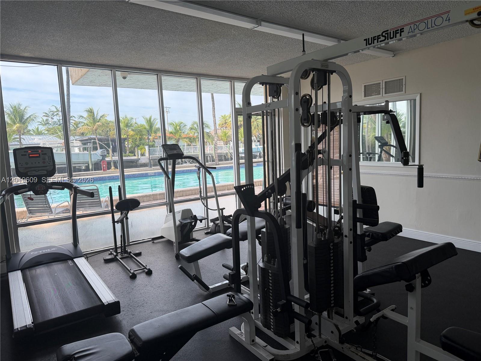 2350 NE 135th St #1110, North Miami FL 33181