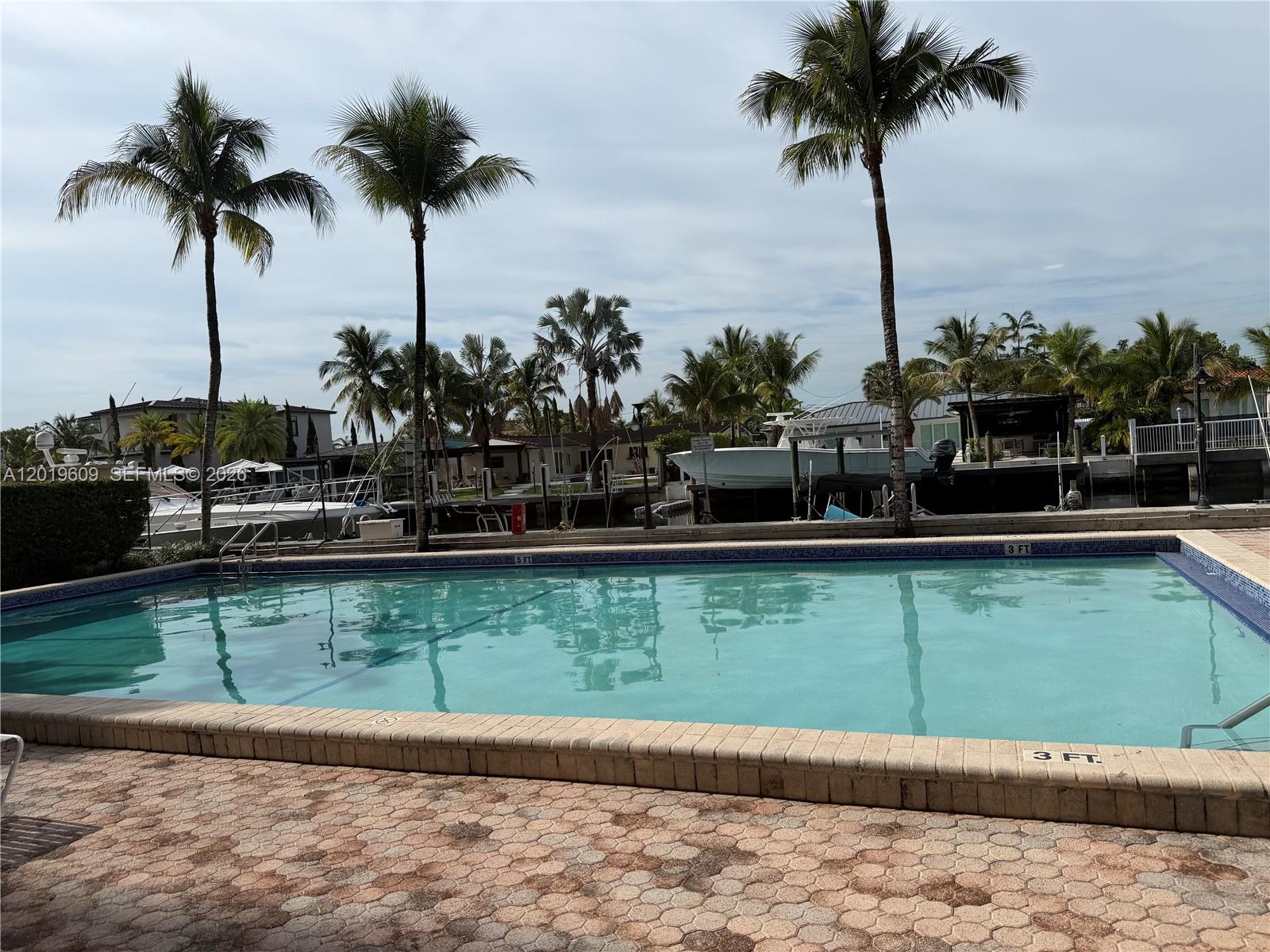 2350 NE 135th St #1110, North Miami FL 33181