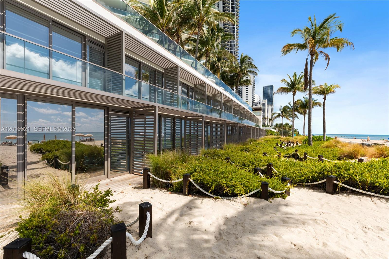 18975 Collins Ave #2202/C-1, Sunny Isles Beach FL 33160