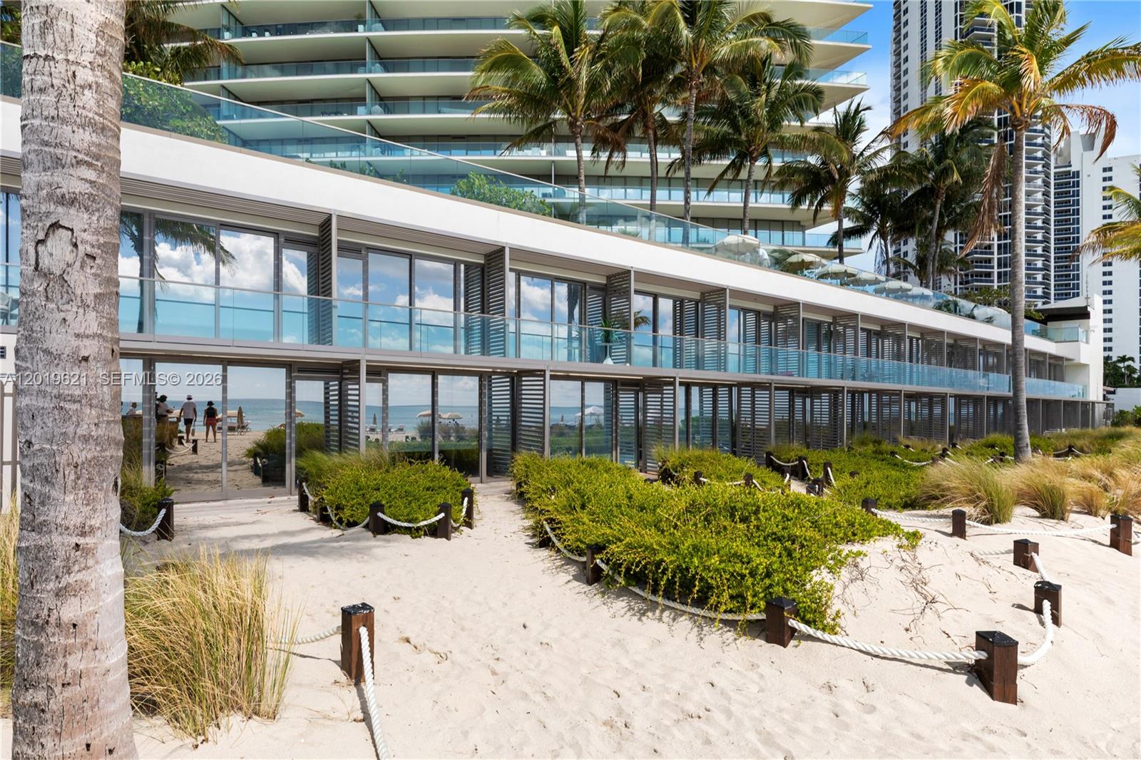 18975 Collins Ave #2202/C-1, Sunny Isles Beach FL 33160