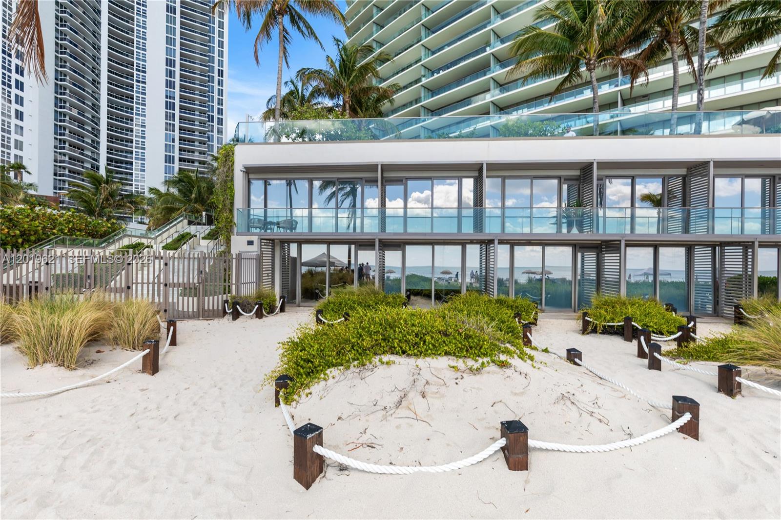 18975 Collins Ave #2202/C-1, Sunny Isles Beach FL 33160