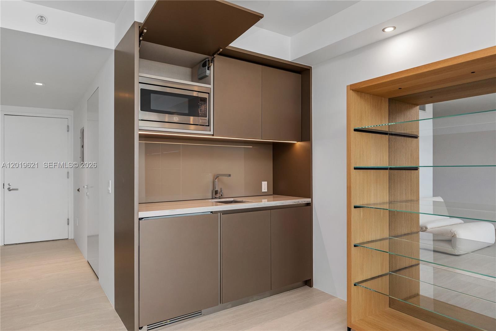 18975 Collins Ave #2202/C-1, Sunny Isles Beach FL 33160