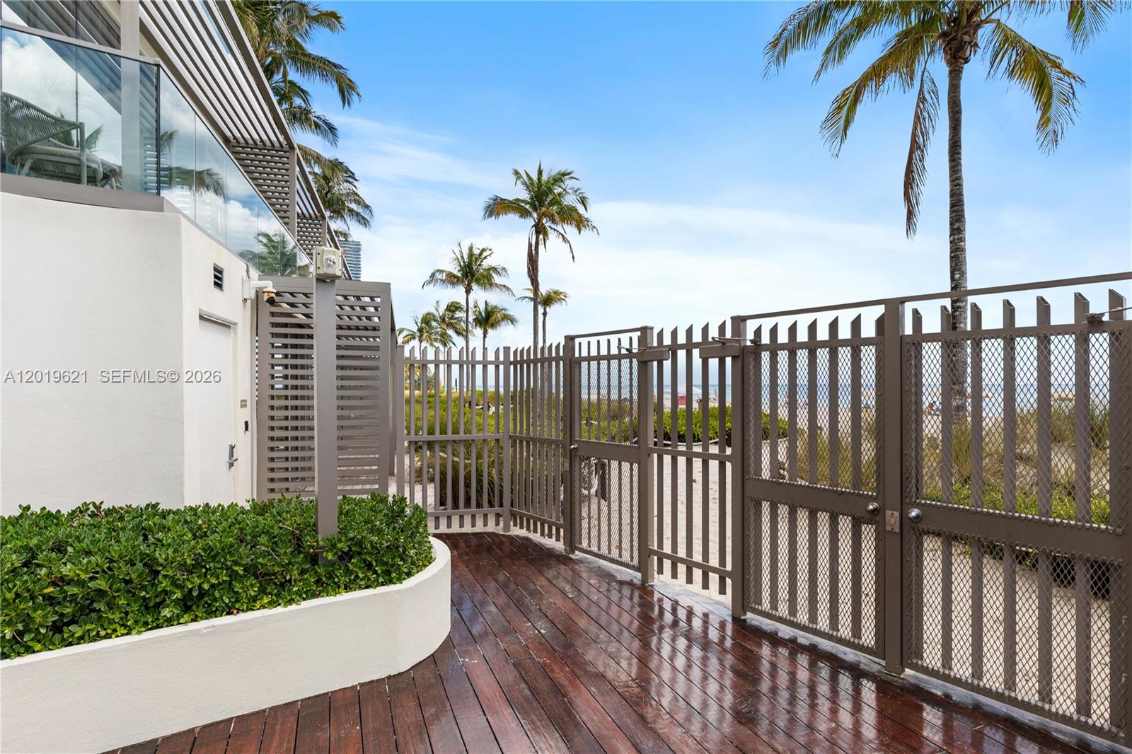 18975 Collins Ave #2202/C-1, Sunny Isles Beach FL 33160