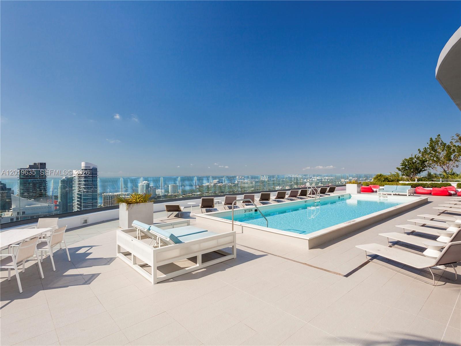 55 SW 9th St #1810, Miami FL 33130