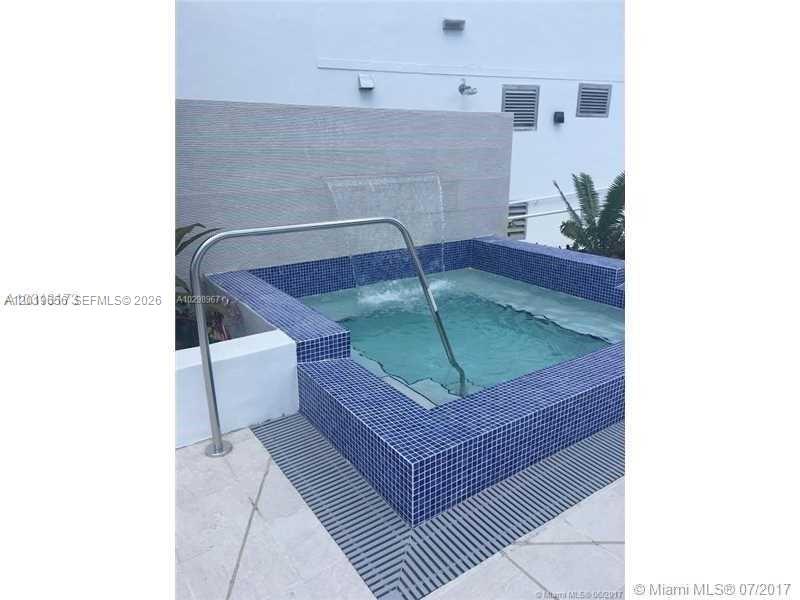 1010 SW 2nd Ave #1105, Miami FL 33130
