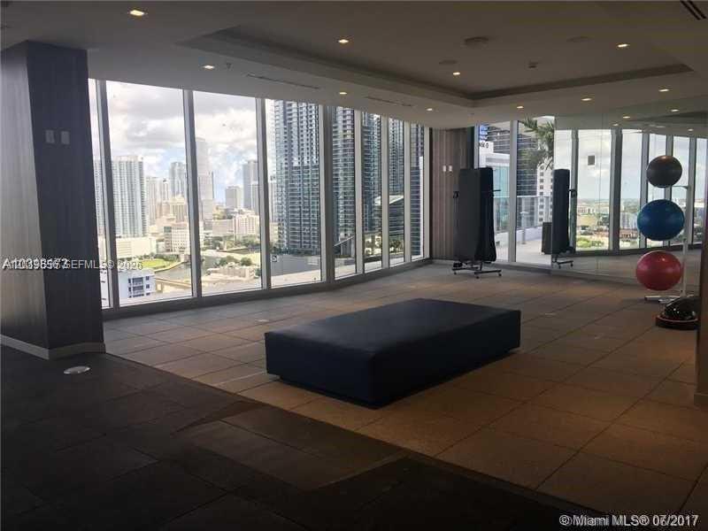 1010 SW 2nd Ave #1105, Miami FL 33130