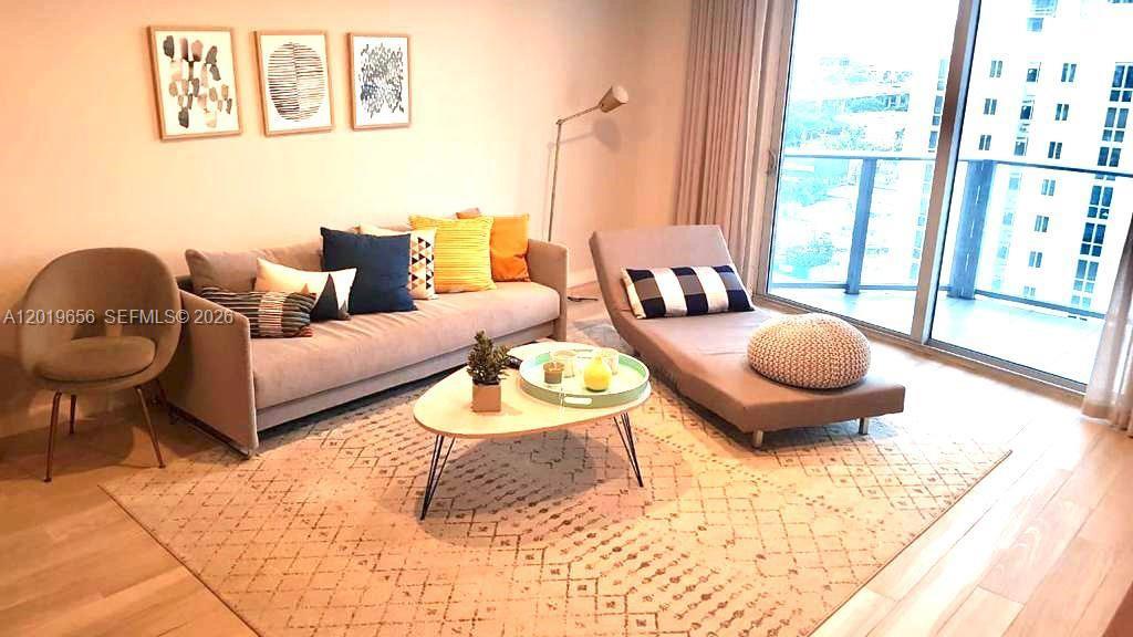 1010 SW 2nd Ave #1105, Miami FL 33130