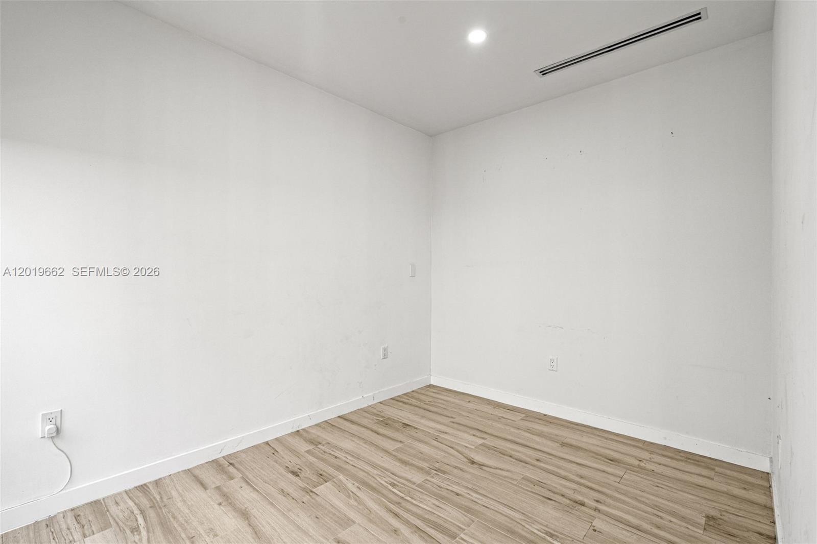 1816 SW 23rd St, Miami FL 33145