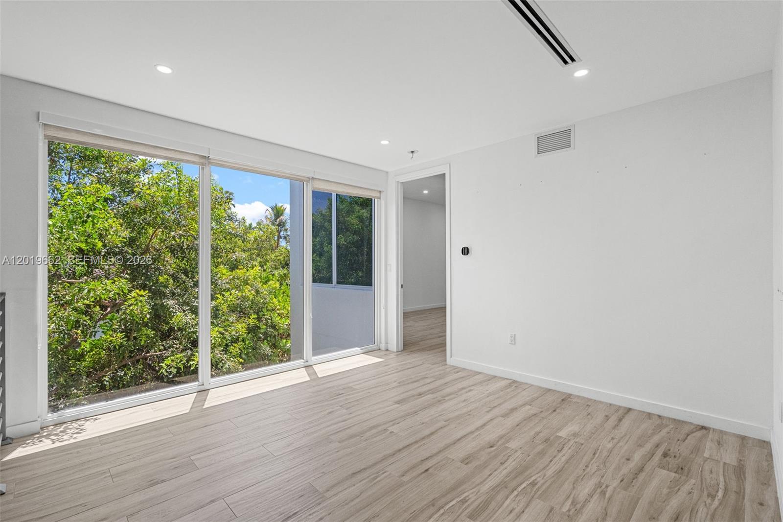 1816 SW 23rd St, Miami FL 33145