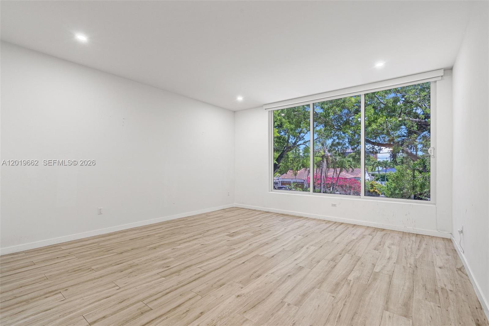 1816 SW 23rd St, Miami FL 33145