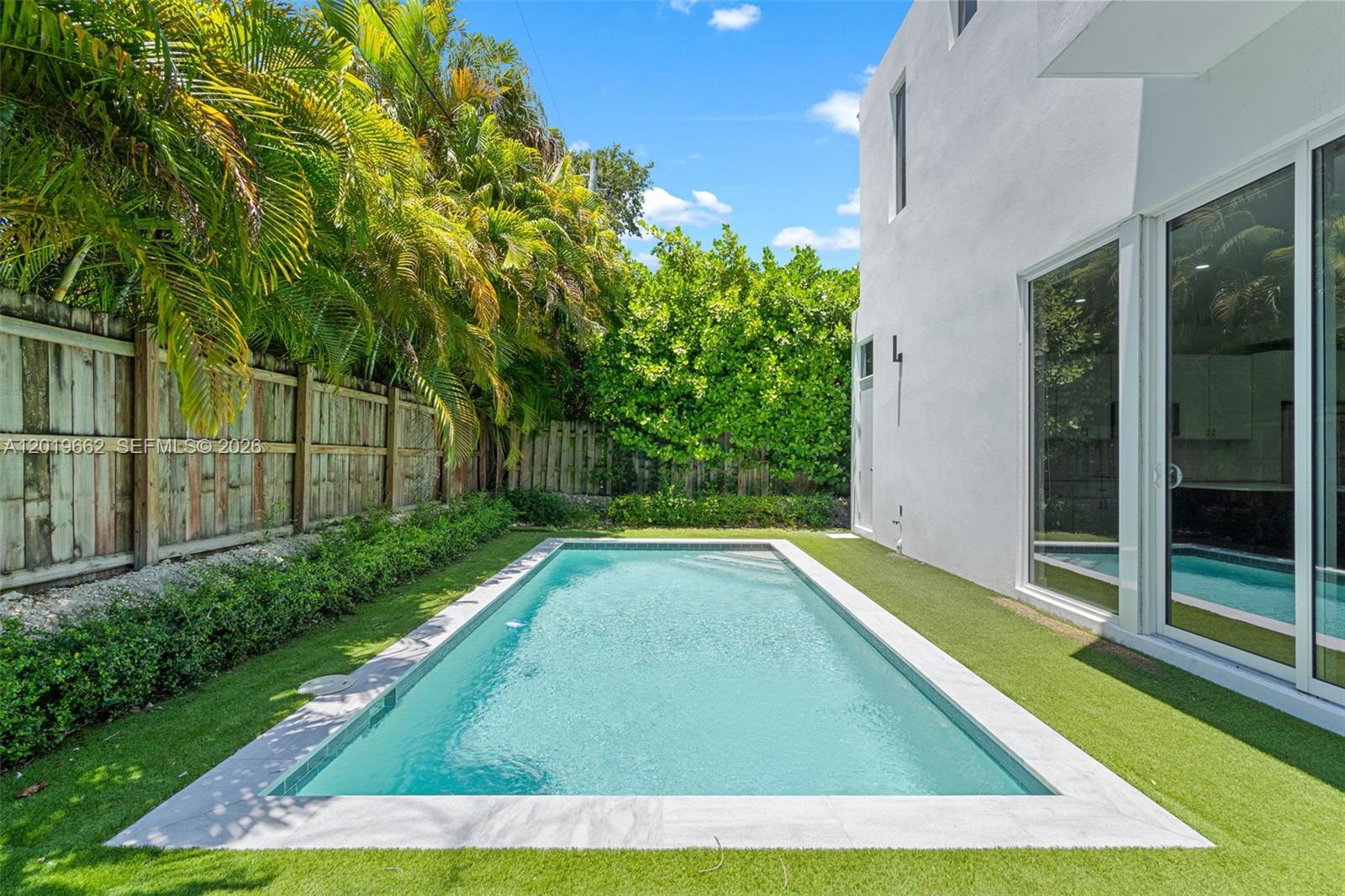 1816 SW 23rd St, Miami FL 33145