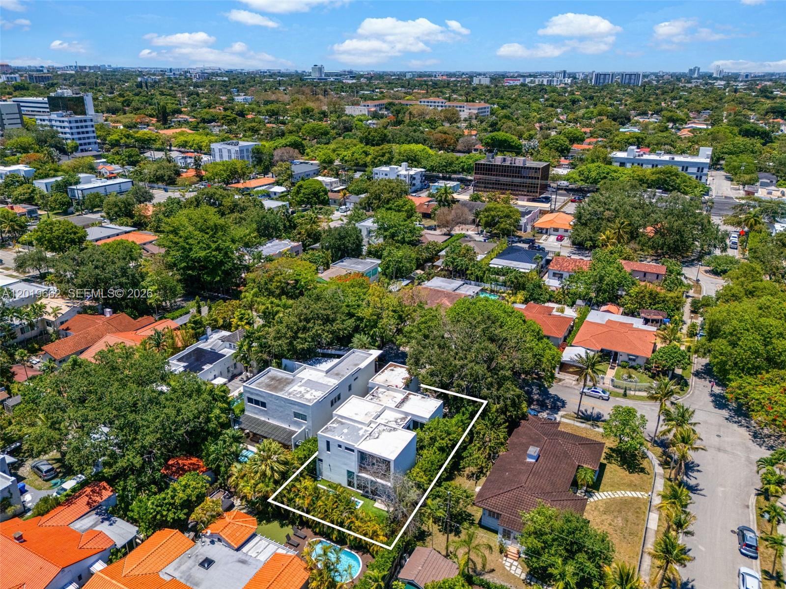 1816 SW 23rd St, Miami FL 33145