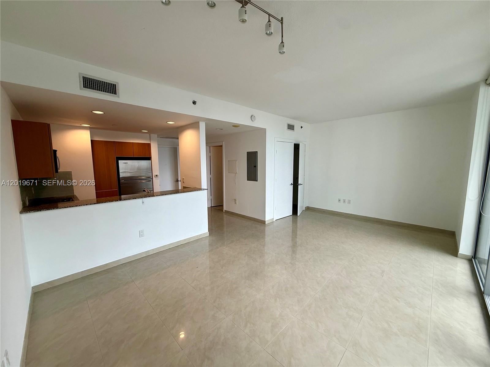 1060 Brickell Ave #2409, Miami FL 33131