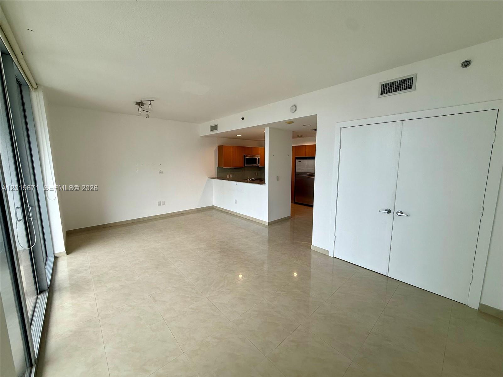 1060 Brickell Ave #2409, Miami FL 33131