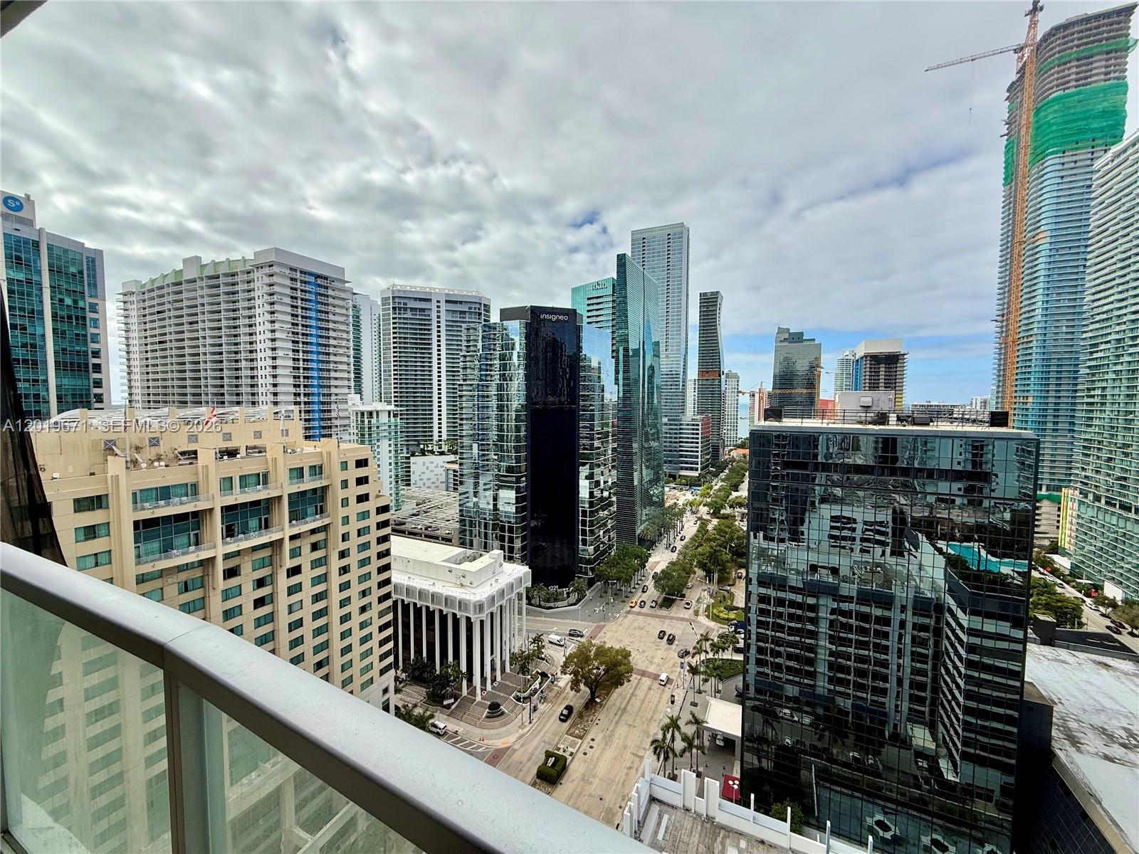 1060 Brickell Ave #2409, Miami FL 33131