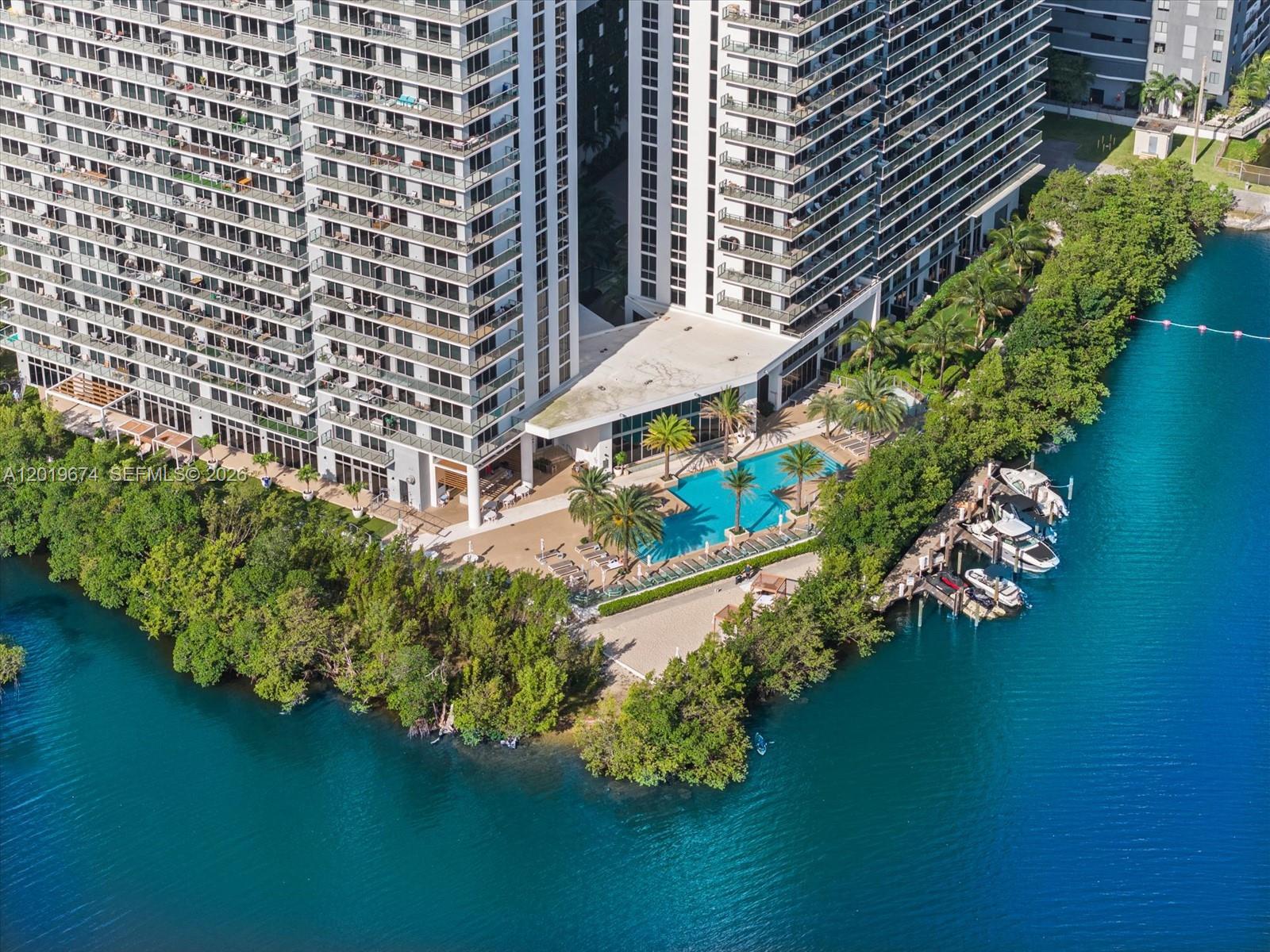 16385 Biscayne Blvd #3103, North Miami Beach FL 33160