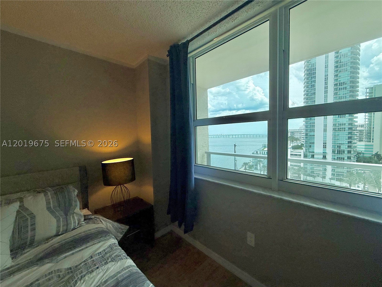 1155 Brickell Bay Dr #1205, Miami FL 33131